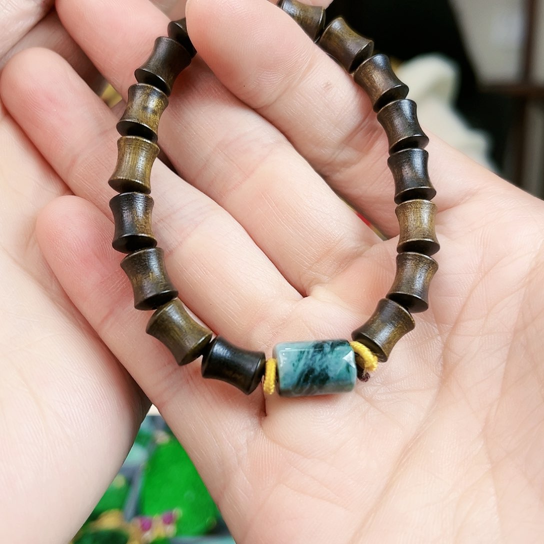 翡翠手链未镶嵌手链