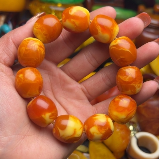 琥珀手串未镶嵌蜜蜡