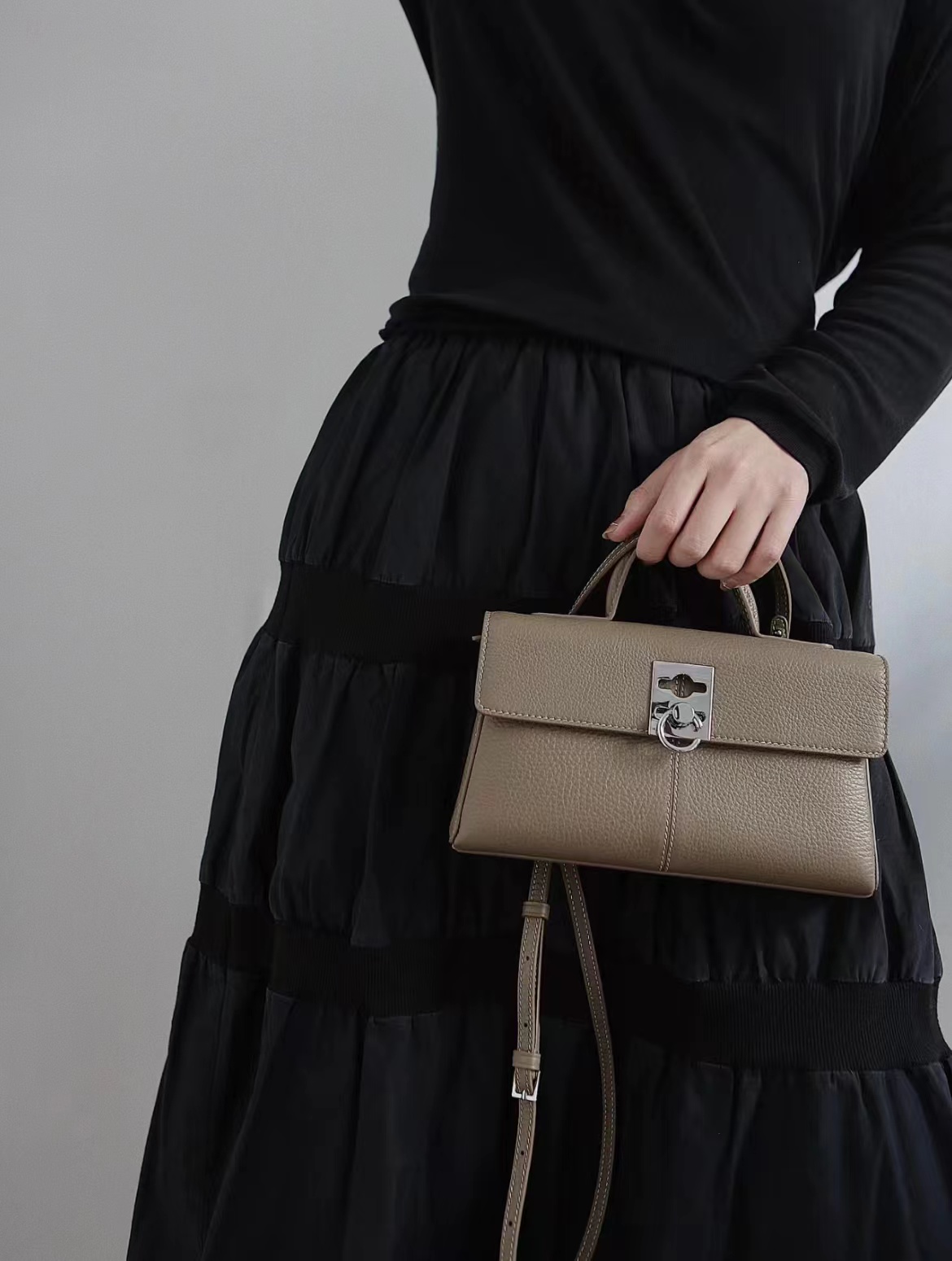 迷你nano臻选时尚百搭单肩手拎女包包