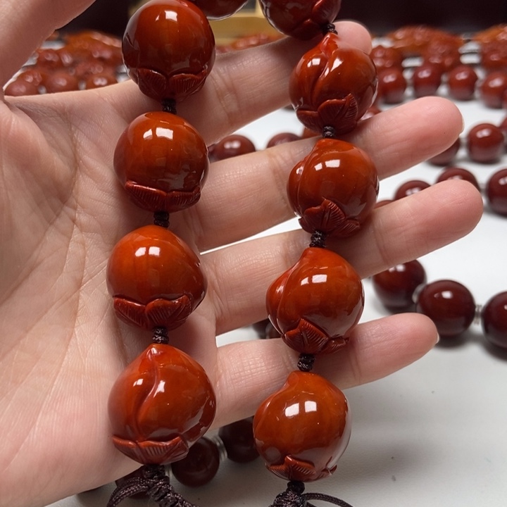 孙***波吊坠橄榄核橄榄核