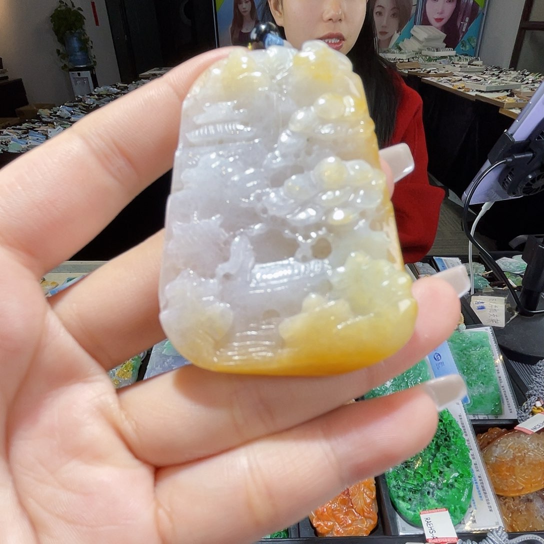 颈饰未镶嵌翡翠一