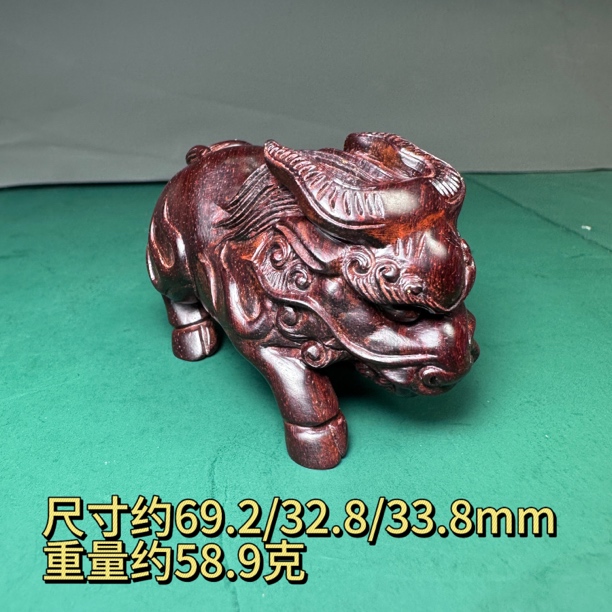 囚牛手把件龙生九子之一正宗印度小叶紫檀顶泥高油密雕刻头档精品