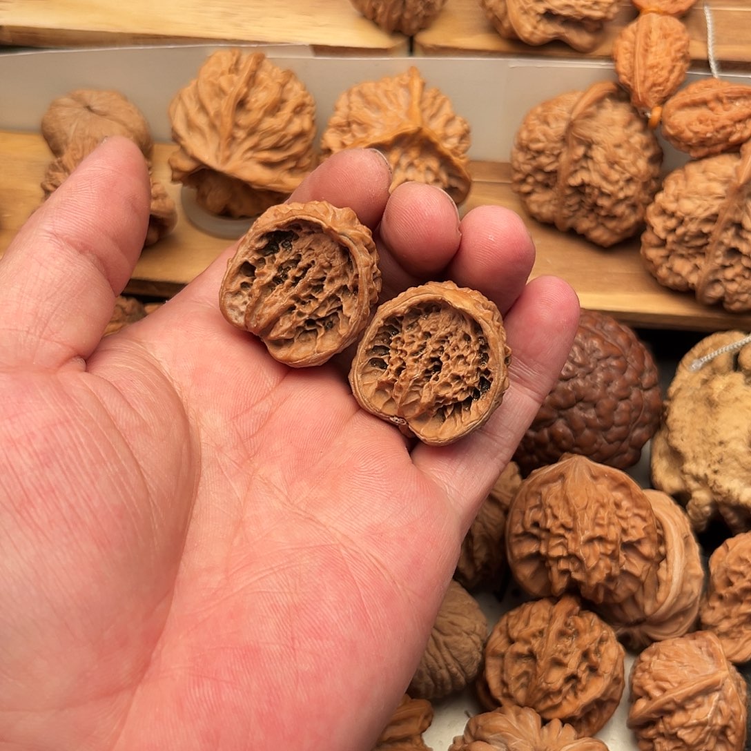 白****吊坠文玩核桃蛇头