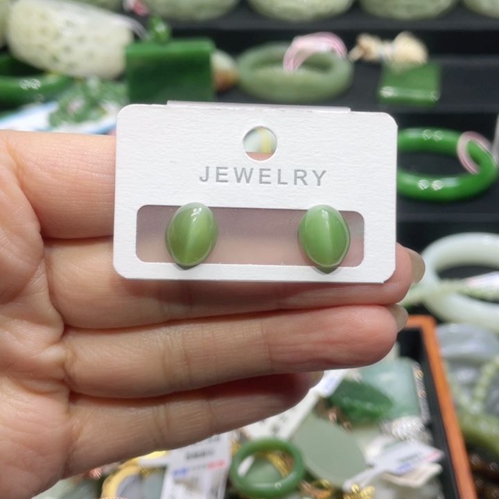 和田玉耳饰18K金镶嵌