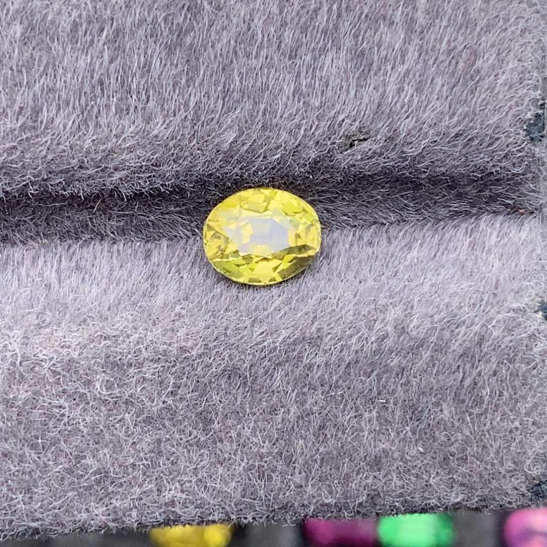 金绿宝石裸石未镶嵌1.23克拉