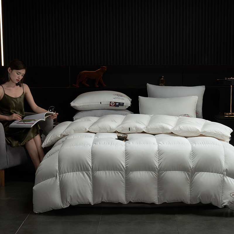 【现场定制】5A级大朵白鹅绒吊吊绒羽绒被加厚冬被高档秋冬被