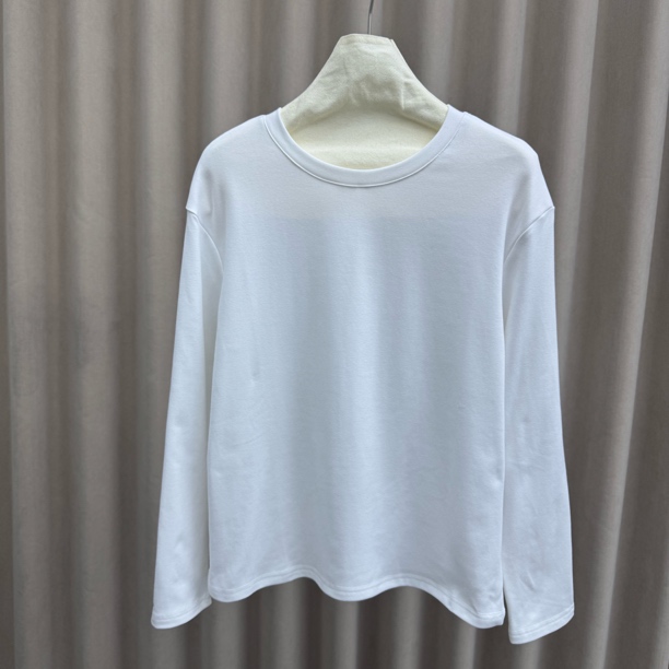 静静推荐 新款保暖休闲刺绣加绒上衣7772