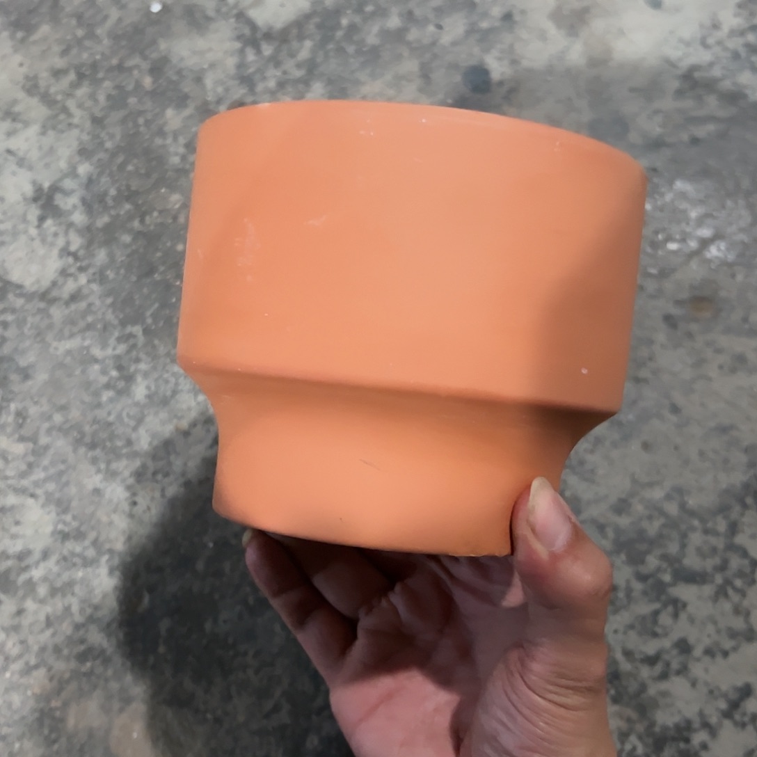 【闪购商品】红陶酒杯盆14口11高1只【微瑕】