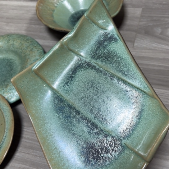 碟本店消费满二十包包邮的