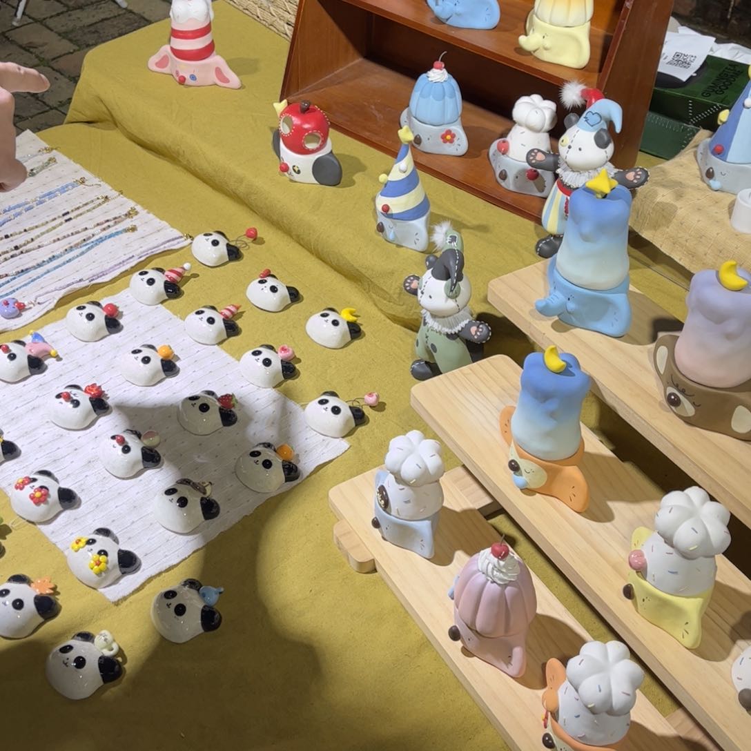 瓷片8806一起逛集市啦