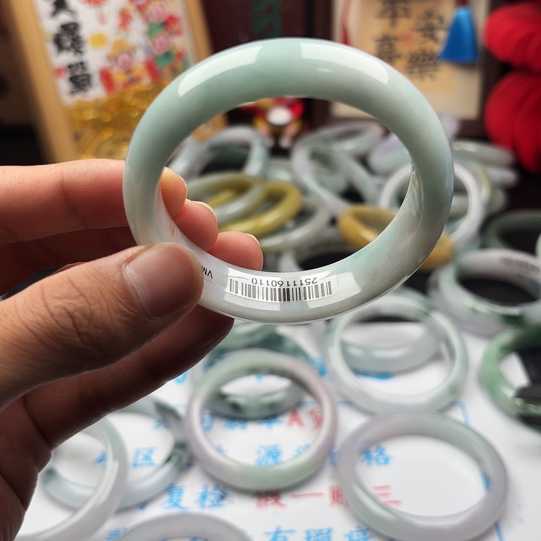 翡翠未镶嵌手镯55x4 41