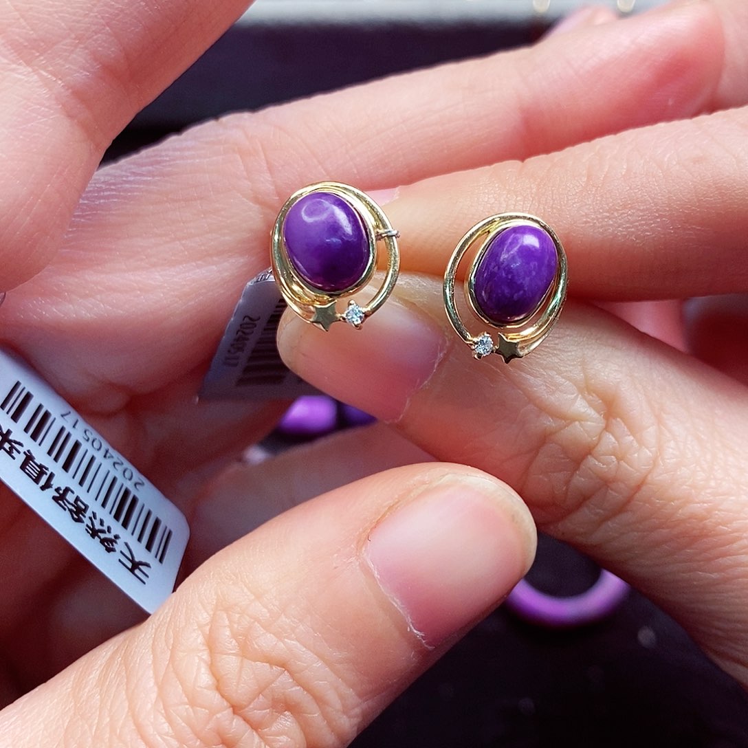 苏纪石（舒俱来）耳饰18K金镶嵌淡*