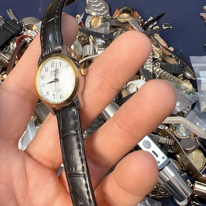 名仁中古欢迎大家小**?