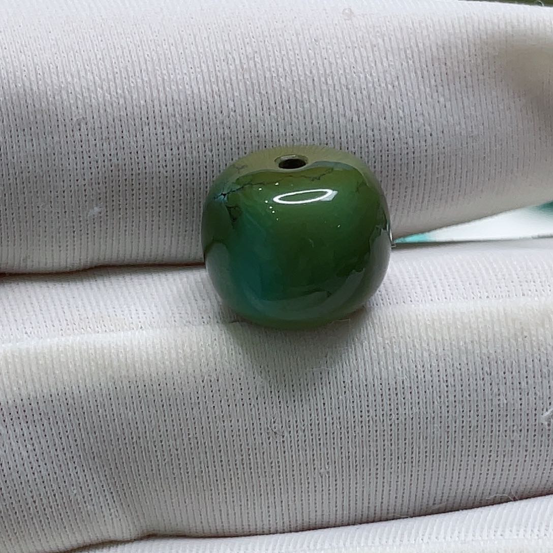 绿松石颈饰未镶嵌