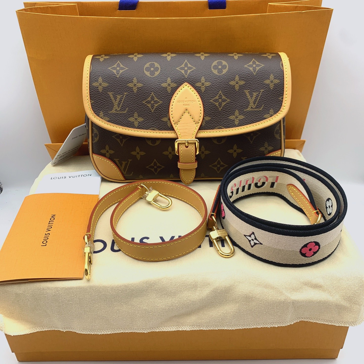 未使用 LouisVuitton/路易威登 Diane法棍包 米黑肩带 