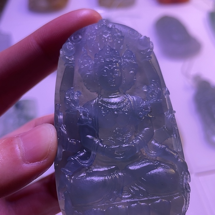 定制翡翠未镶嵌挂件