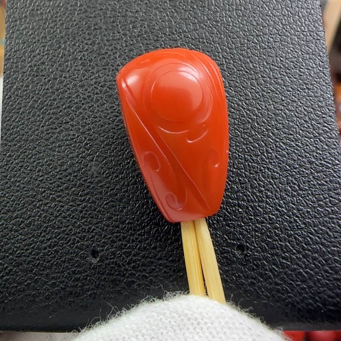 南红玛瑙三通未镶嵌