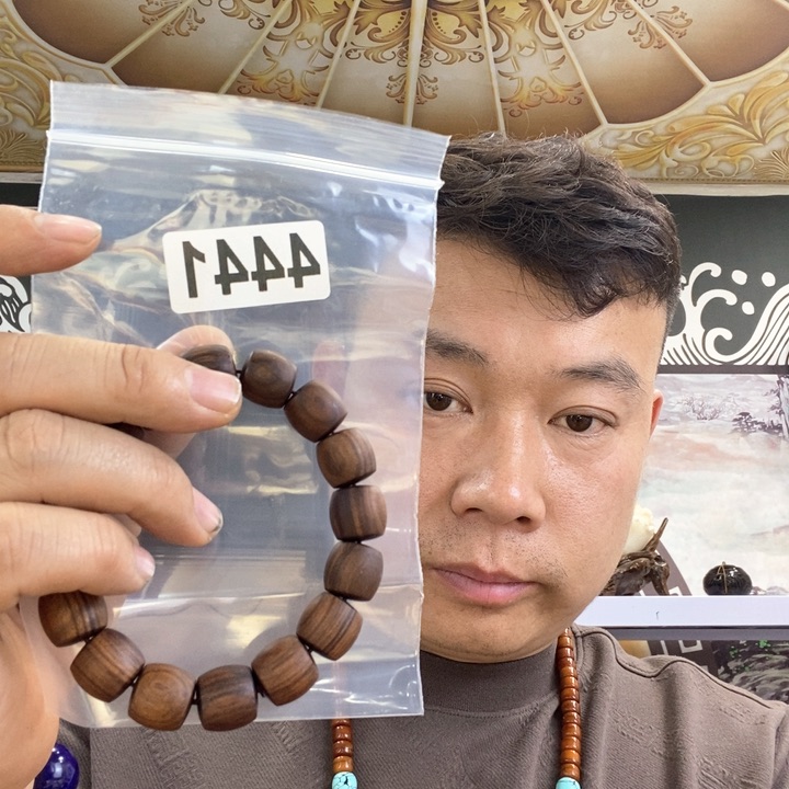 大果紫檀（缅甸花梨）4441