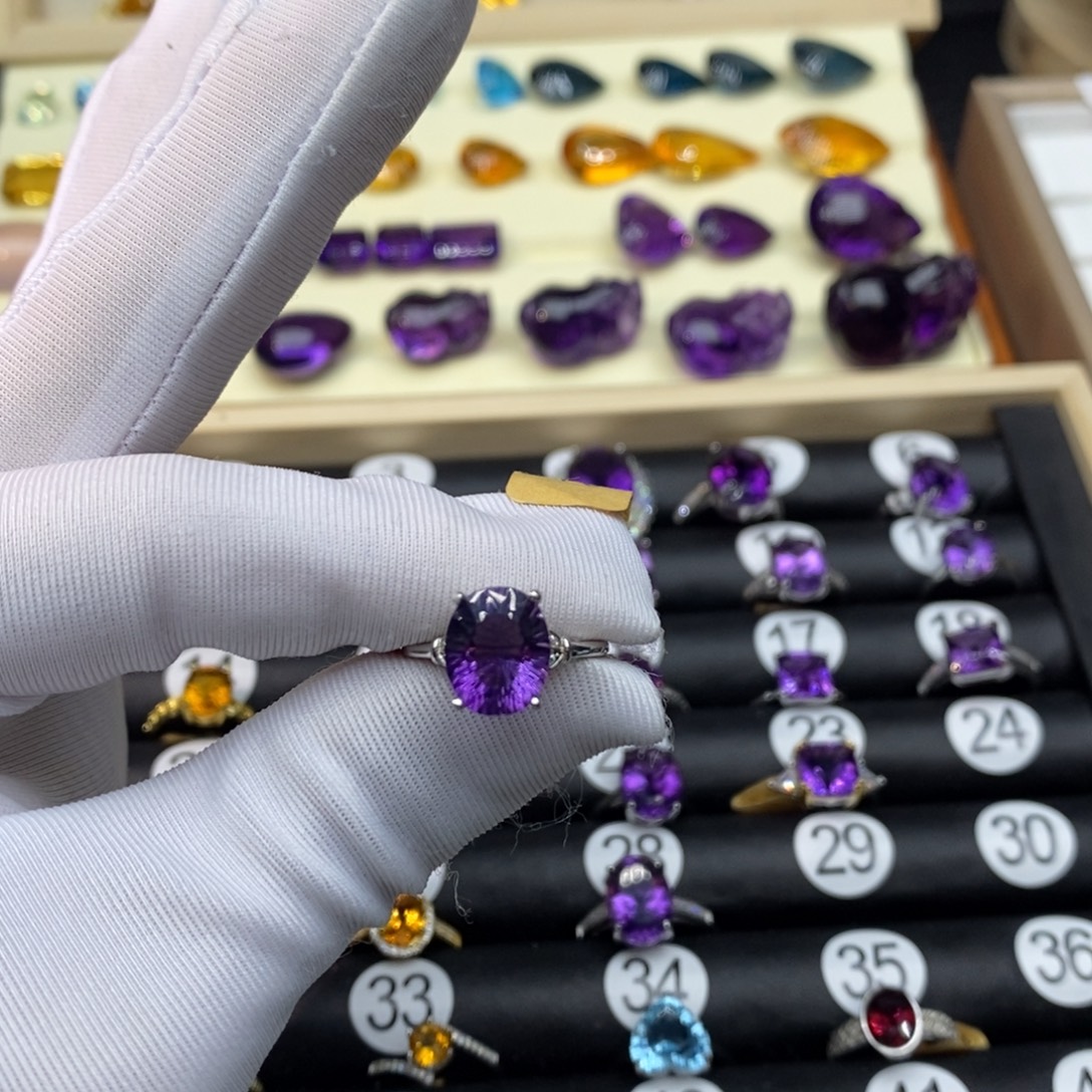 瑜***3银S925镶嵌紫晶戒指