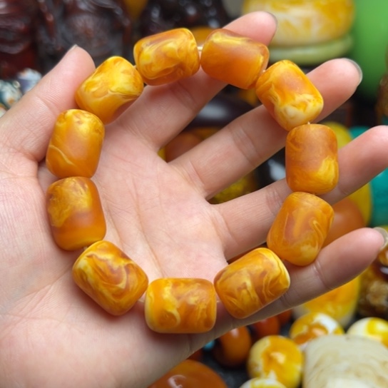 未镶嵌琥珀手串蜜蜡