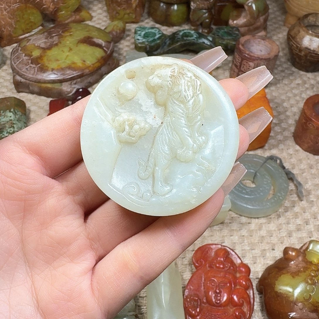 白玉菩提吊坠慢**季挂件