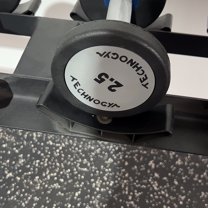 全新纯钢泰诺哑铃2.5公斤一对灰色