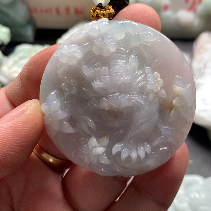 翡翠未镶嵌颈饰保真天然a货翡翠