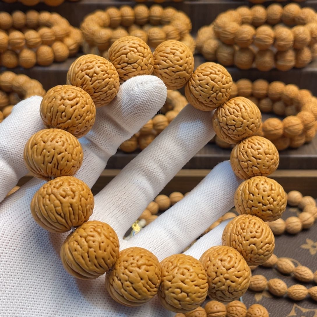 手串桃核精品白月光