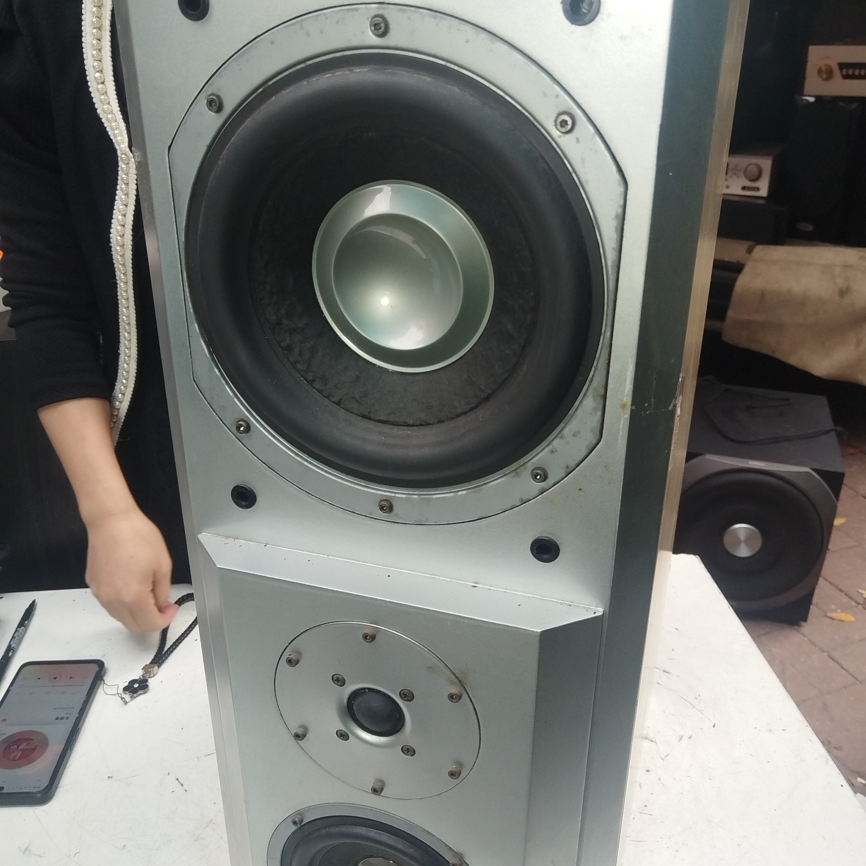 8新  高端书架一对，不包邮费，不支持七天无理由退货