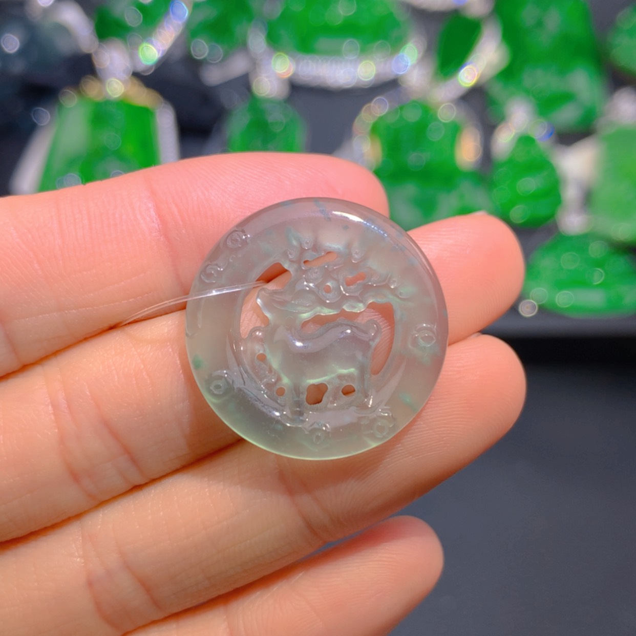 【闪购商品】翡翠颈饰未镶嵌11111111