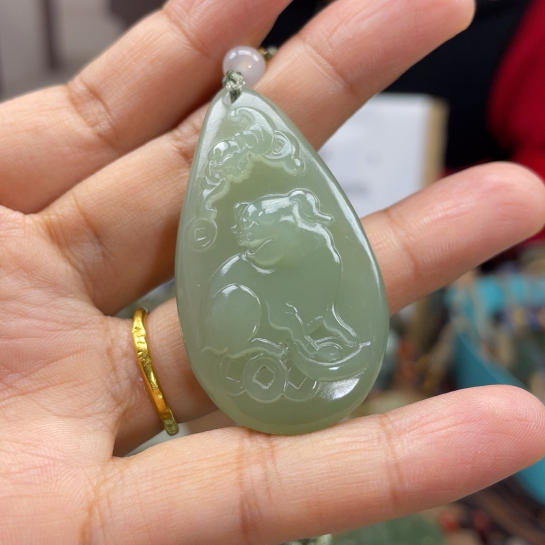 和田玉颈饰未镶嵌