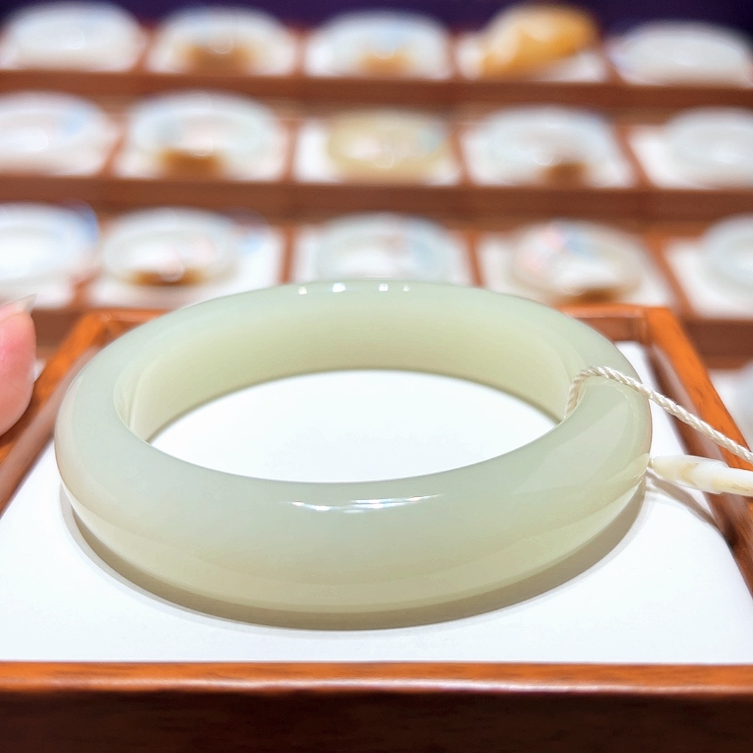 和田玉手镯58/59未镶嵌