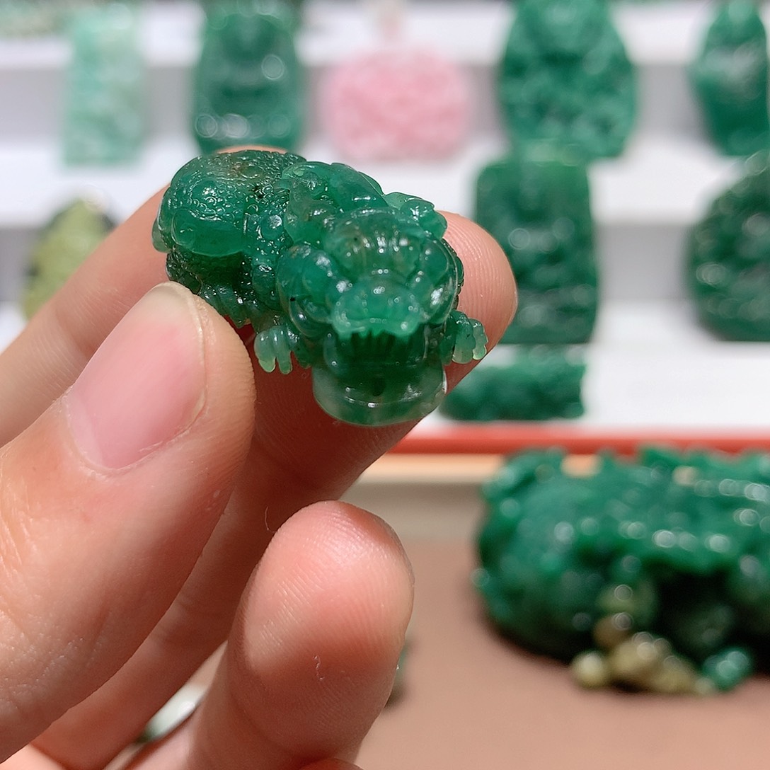 独山玉挂件未镶嵌