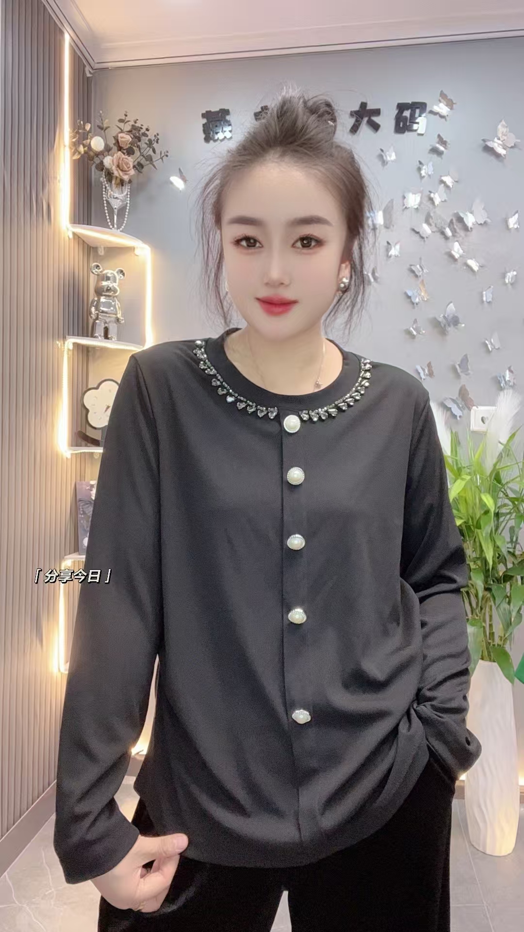 新款3216重工串珠圆领轻奢时尚洋气百搭气质上衣