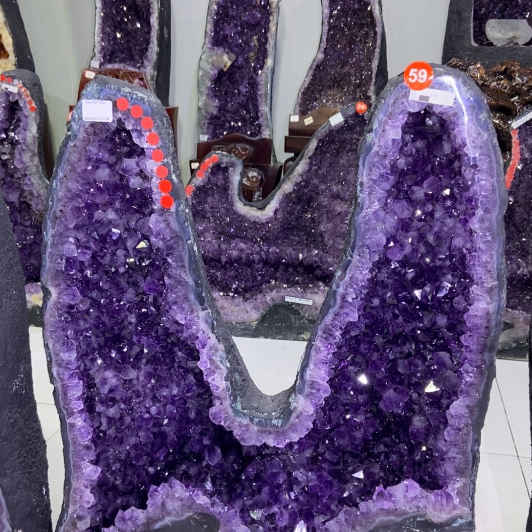 未镶嵌水晶大型摆件（非配饰）