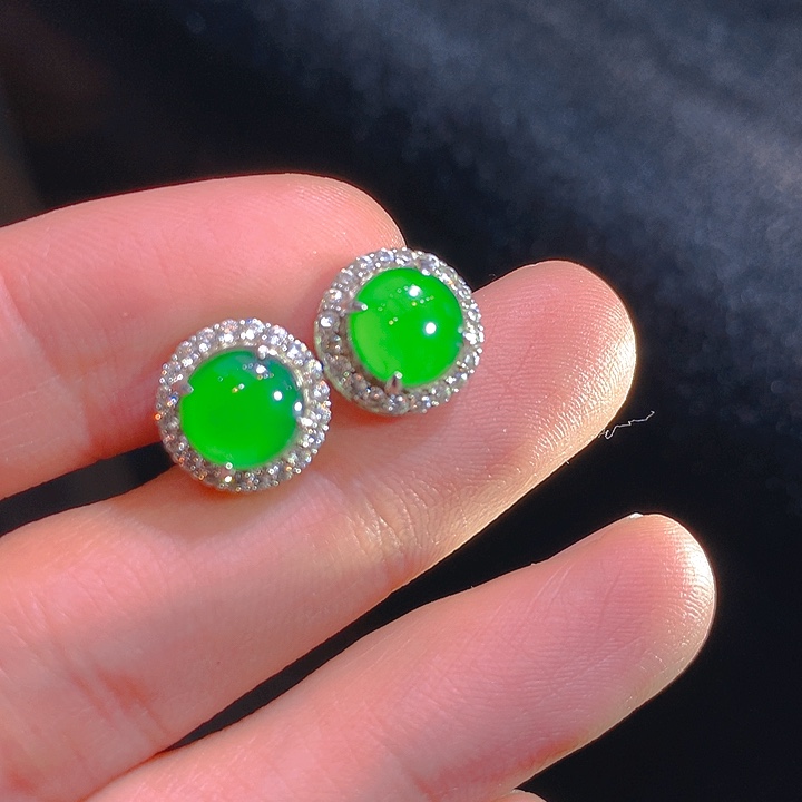 【闪购商品】翡翠颈饰银S925镶嵌翡翠