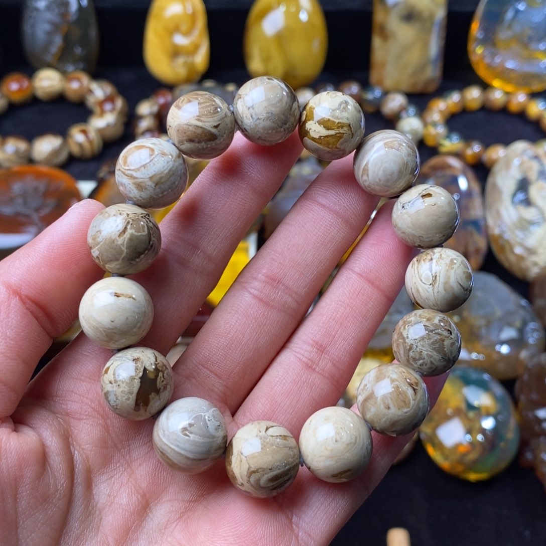 琥珀颈饰未镶嵌22克14mm