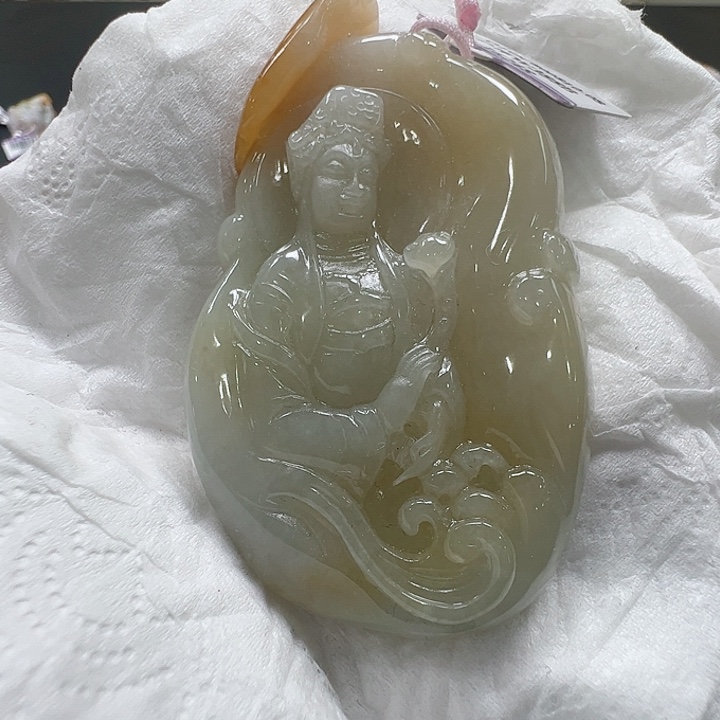 翡翠未镶嵌颈饰荣*翡翠