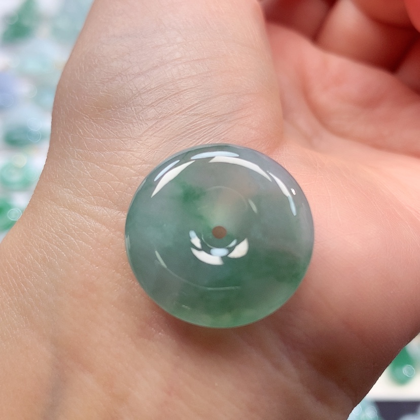【闪购商品】翡翠未镶嵌吊坠(不含链)