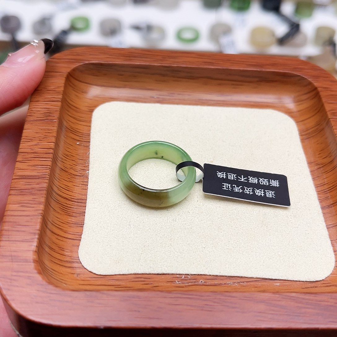 含***草和田玉戒指未镶嵌14号