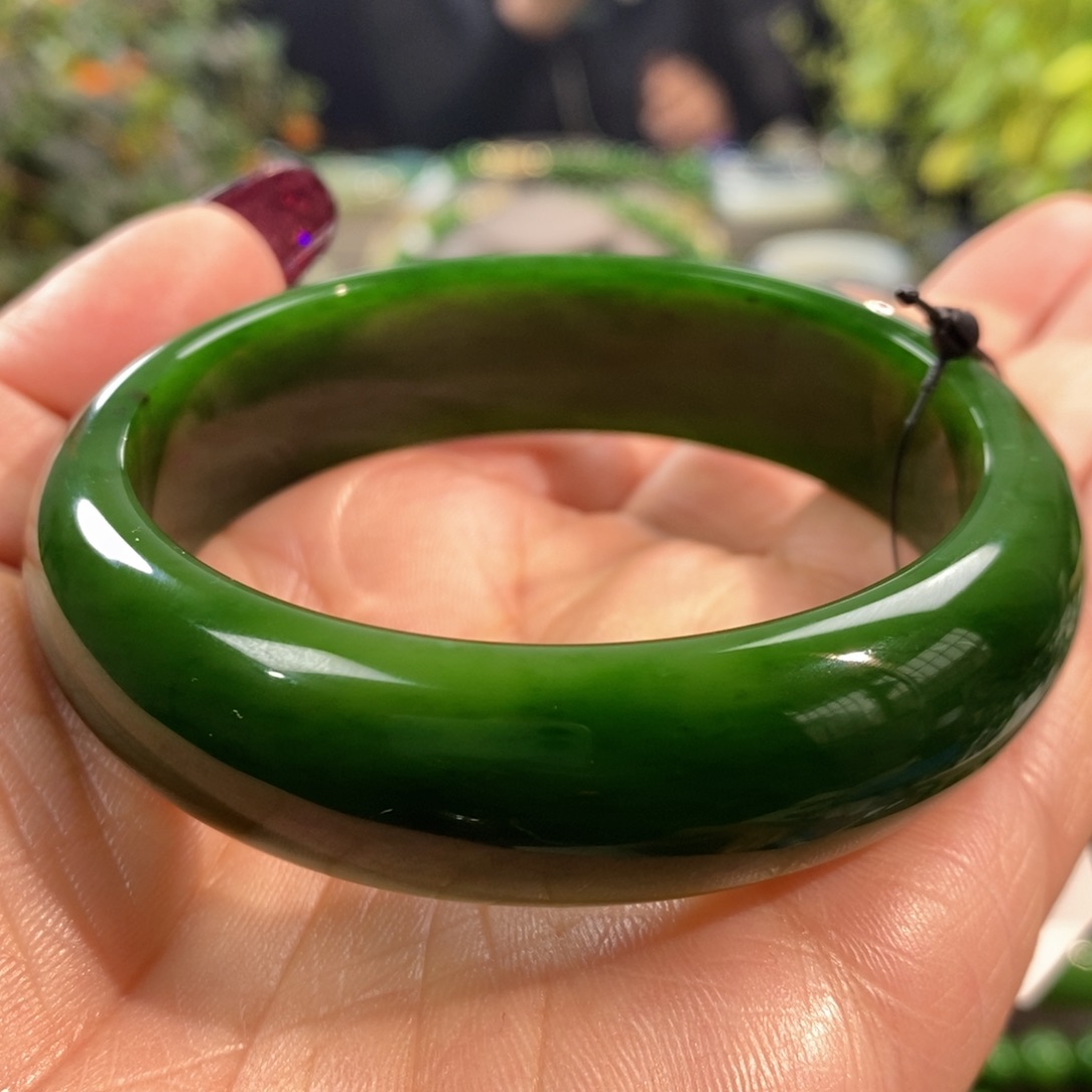 和田玉（碧玉）手镯未镶嵌