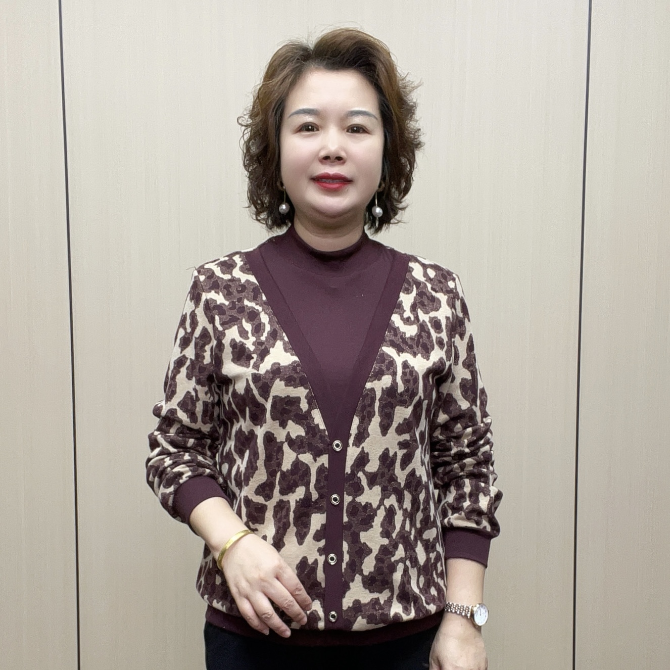 2025秋季显瘦长袖中老年休闲气质百搭减龄宽松女装时尚洋气妈妈装