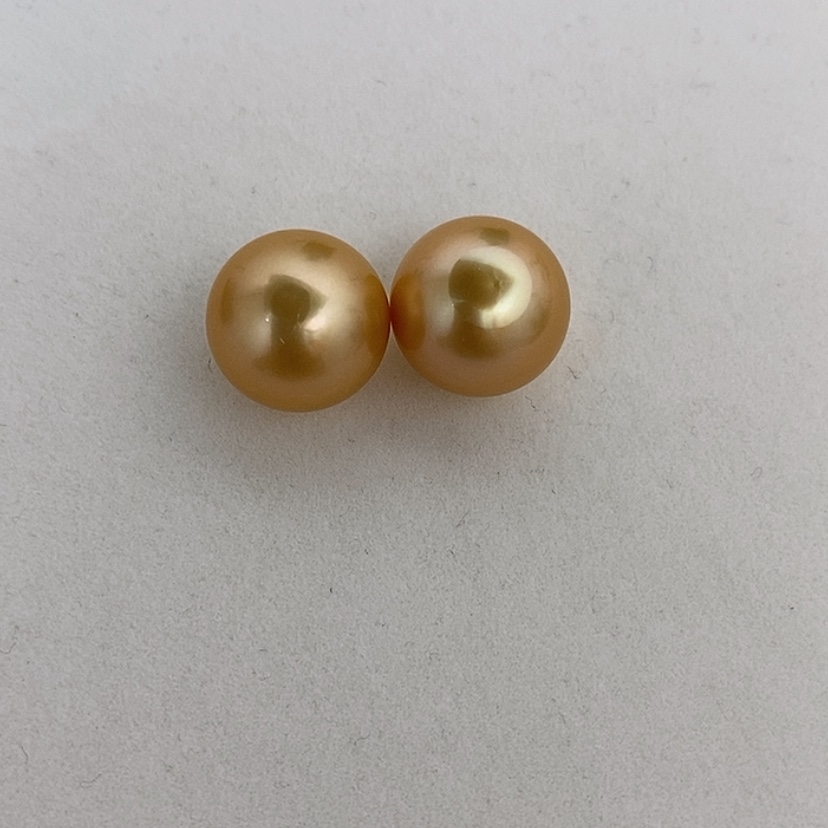 【闪购商品】未镶嵌14.6、14.7mm扁圆金珠对珠大白海水珍珠兔*