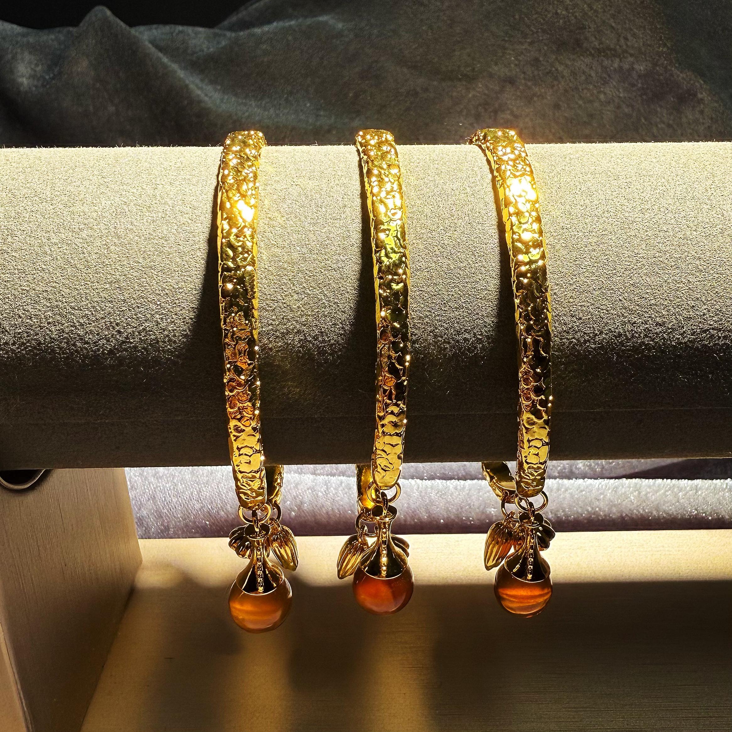 SJ138 虫草珀手环-多样性发其一