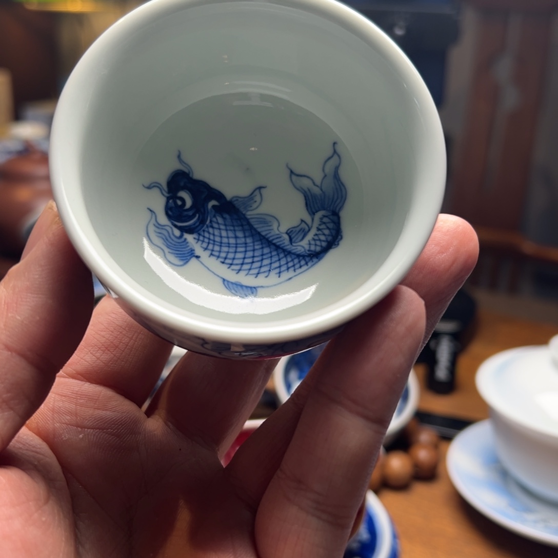 景德镇陶瓷鱼藻微瑕主人杯