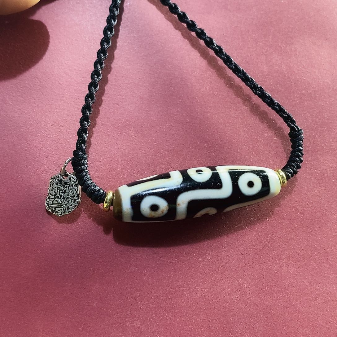 小***人玛瑙/玉髓未镶嵌颈饰行运九眼