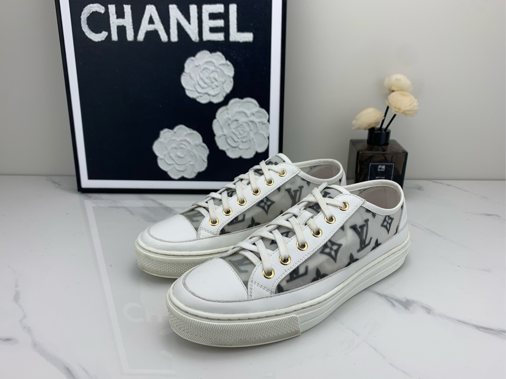 99新 LouisVuitton/路易威登 Stellar 黑白网格板鞋 37码/nn00083