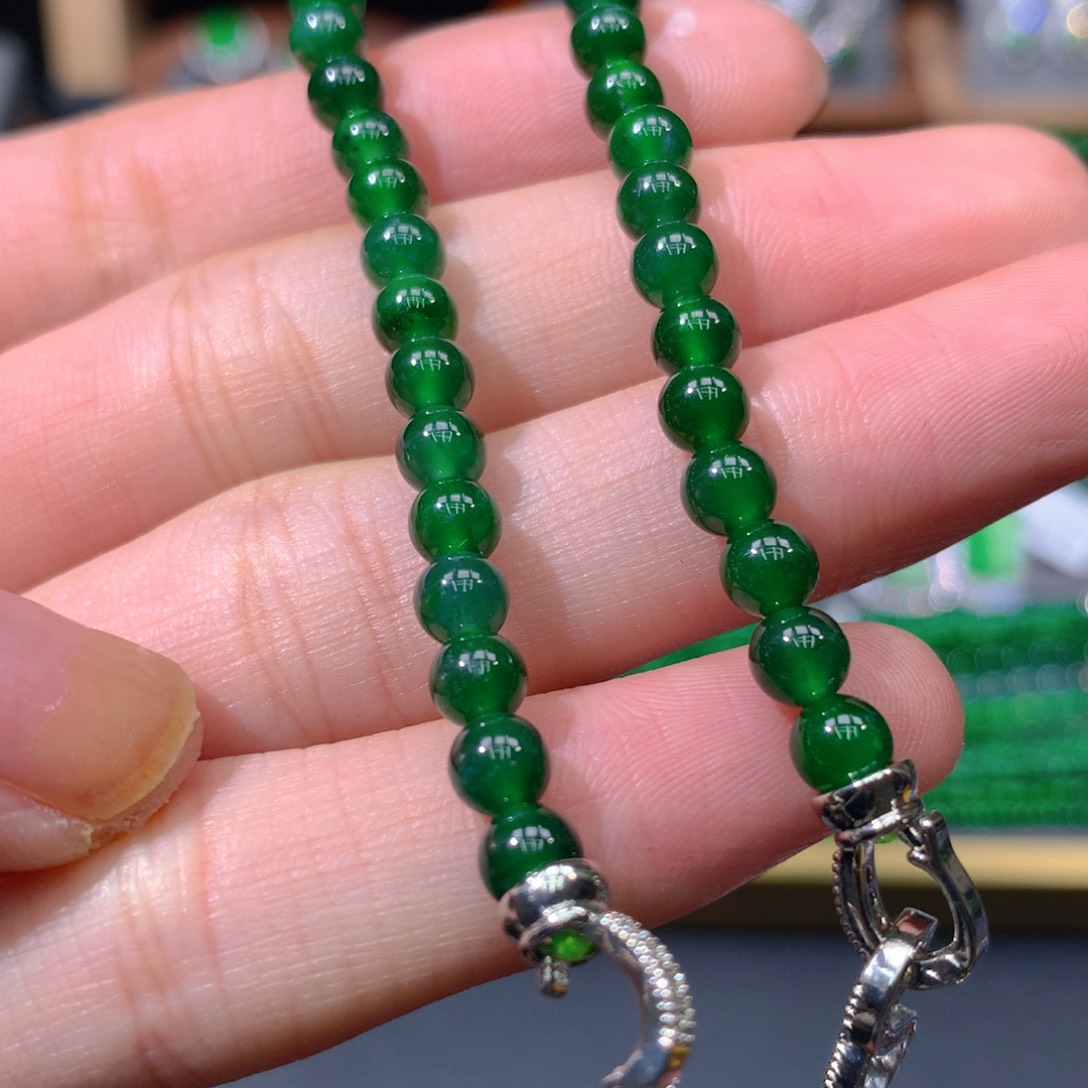 翡翠戒指未镶嵌天然翡翠