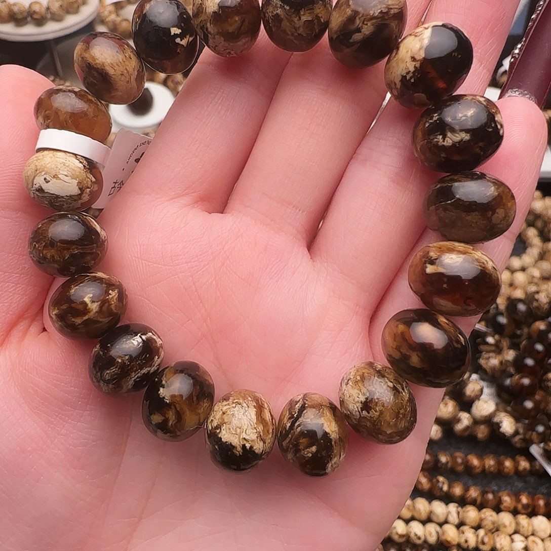 琥珀未镶嵌手链抚顺琥珀