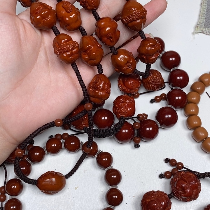 —***处橄榄核雕刻工艺的发展